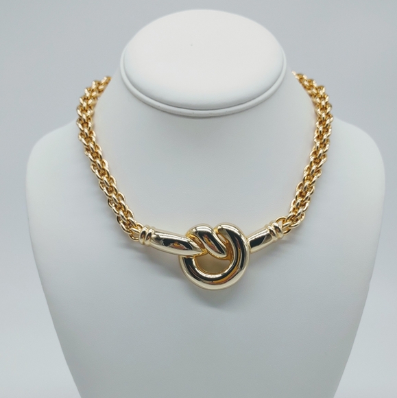 Vintage Les Bernard Chunky Gold Tone Pretzel Knot Statement Necklace - Picture 7 of 9